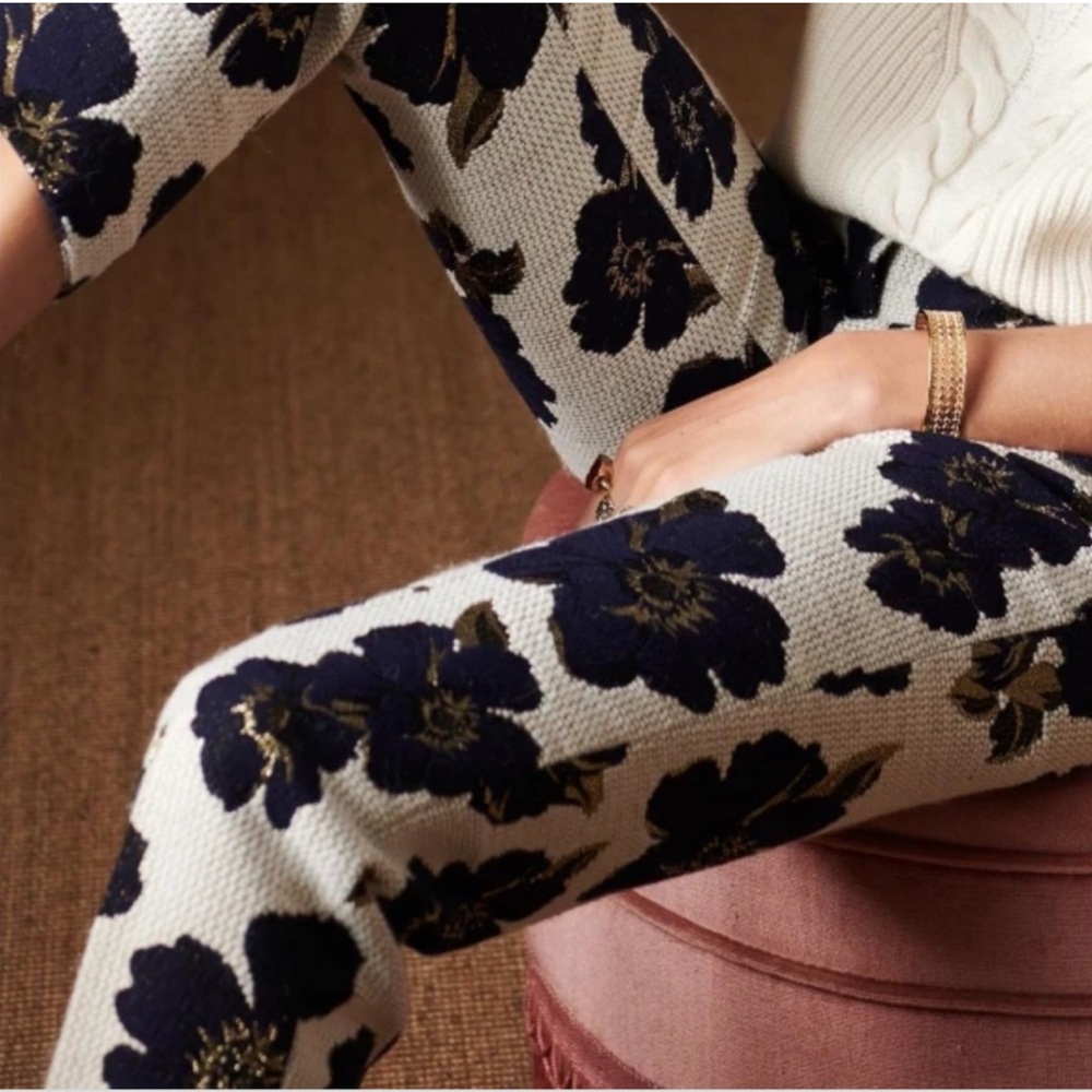 ISO 🪻|| Sezane Gustav jacquard Fleurs pants 4 or 6